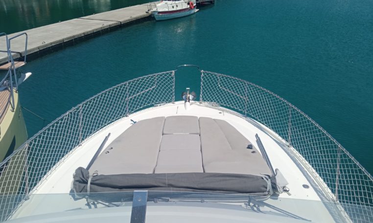 Beneteau Antares 42 Fly