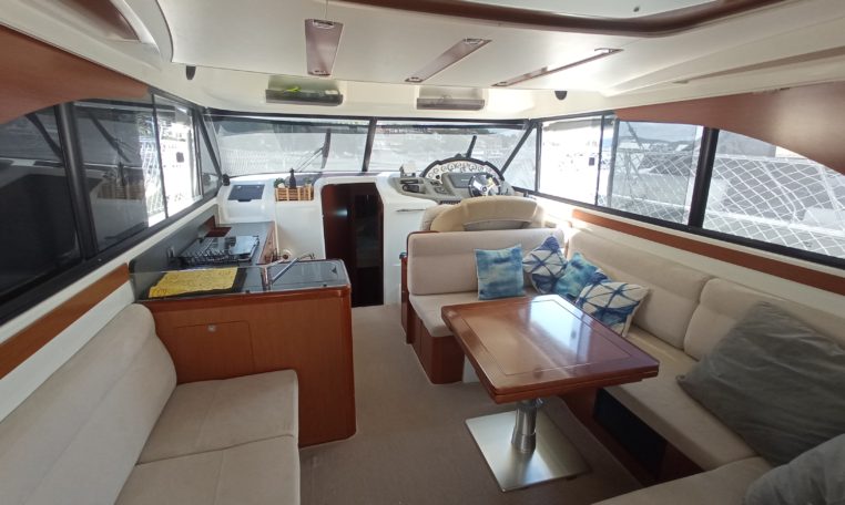 Beneteau Antares 42 Fly