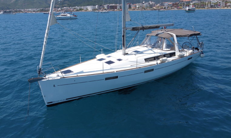 Beneteau Oceanis 45