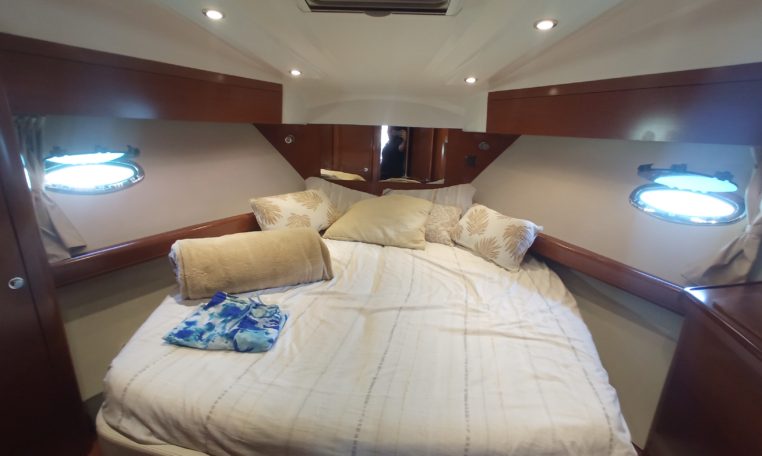 Beneteau Antares 42 Fly