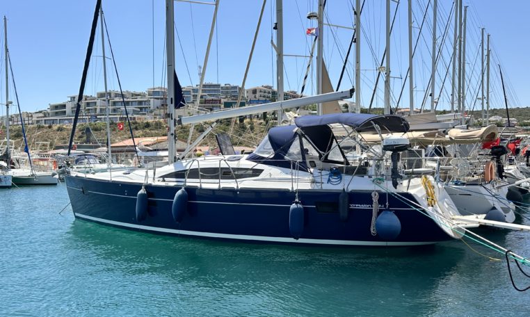 Elan 444 Impression