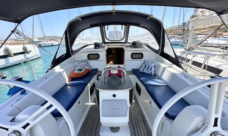 Elan 444 Impression