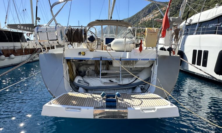 Jeanneau 57