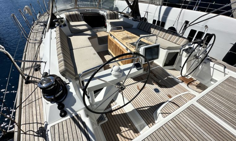 Jeanneau 57