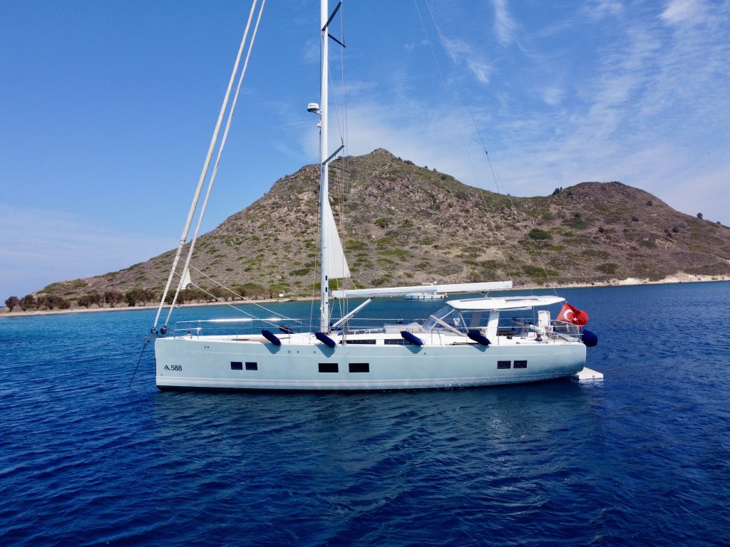Hanse 588