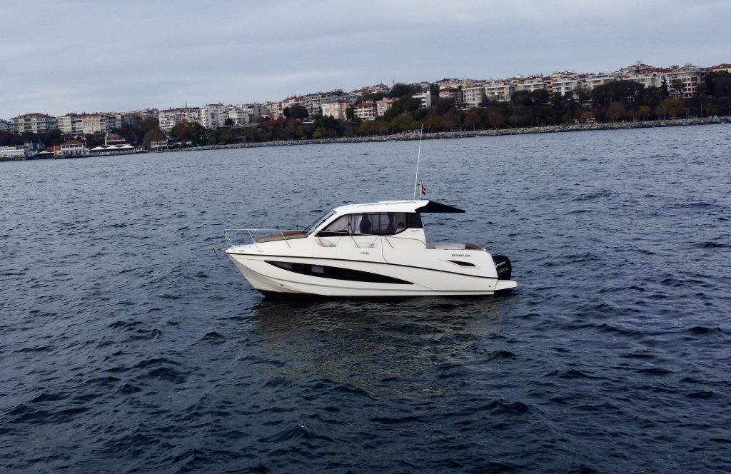 Quicksilver 905 Weekend