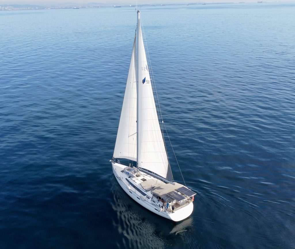 Bavaria Cruiser 51 Style