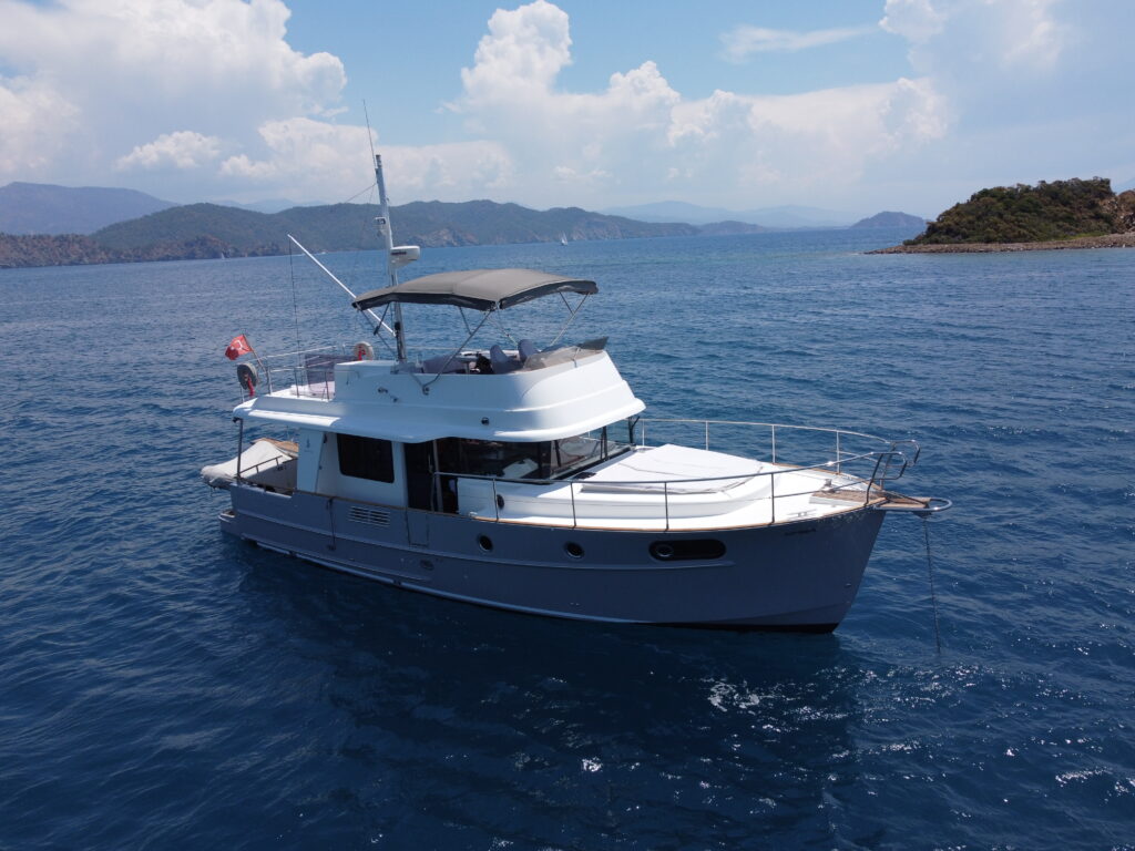 Beneteau Swift Trawler 44