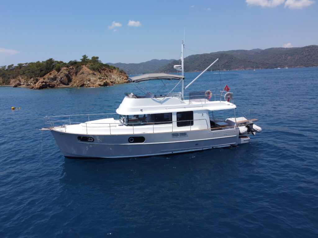 Beneteau Swift Trawler 44